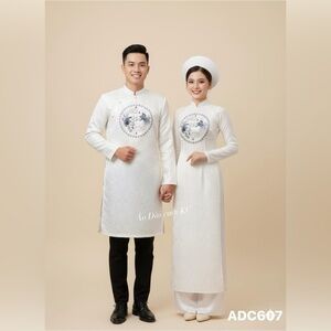 Elegant White Traditional Couple Aodai
